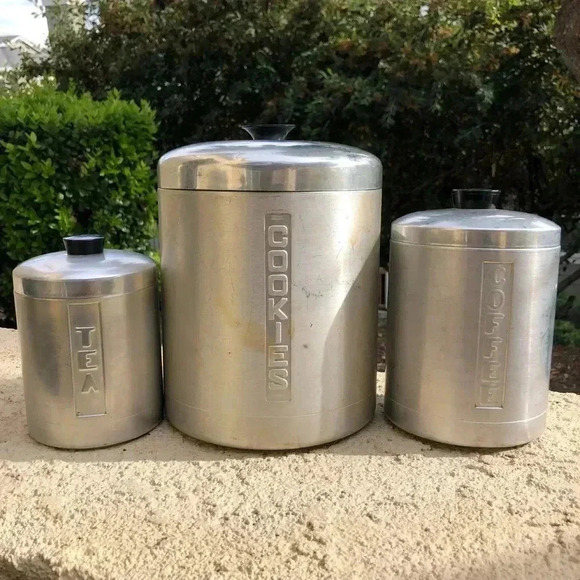 Steelmaster Inc, Set of Aluminum Canisters circa 1940’s - Picture 1 of 5